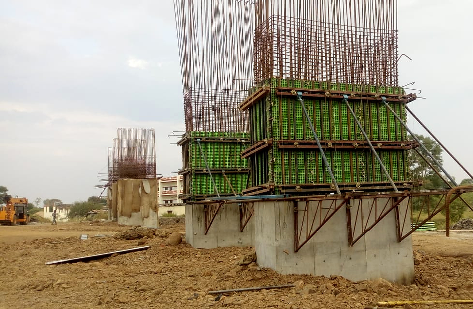 Green polymer formwork piers for Mumbai Nagpur Expressway